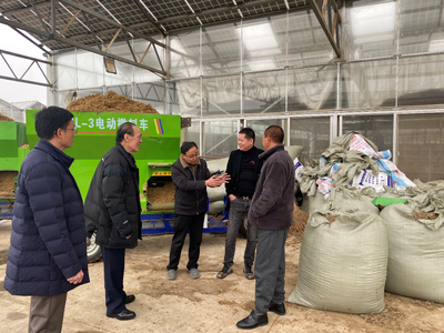 實(shí)干爭(zhēng)先 科技助農(nóng) | 特派員在行動(dòng)（四） 創(chuàng)新模式，打通畜牧漁業(yè)飼料銷售“最后一公里”